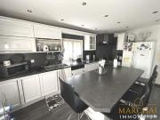 Propriété 6 pièces 135 m²