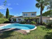 Maison 6 pièces 146 m² Maison 6 pièces 146 m²