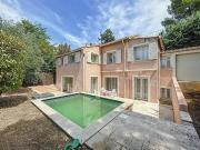 Maison 6 pièces 148 m²
