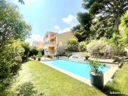 Maison 6 pièces 182 m²