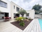 Maison 6 pièces 183 m²