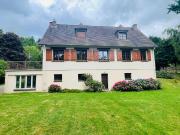 Maison 6 pièces 185 m²