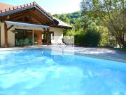 Maison 6 pièces 190 m² Maison 6 pièces 190 m²