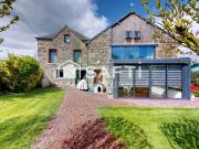 Maison 6 pièces 192 m²