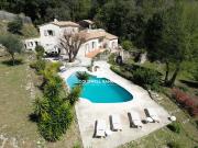 Maison 6 pièces 193 m² Maison 6 pièces 193 m²