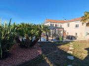 Maison 6 pièces 196 m² Maison 6 pièces 196 m²