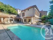 Maison 6 pièces 196 m²
