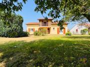 Maison 6 pièces 196 m²