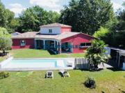 Maison 6 pièces 197 m² Maison 6 pièces 197 m²