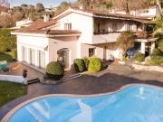 Maison 6 pièces 198 m²