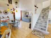 Maison 6 pièces 198 m²