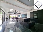 Maison 6 pièces 198 m²