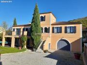 Maison 6 pièces 208 m²