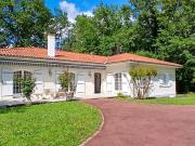 Maison 6 pièces 210 m² Maison 6 pièces 210 m²