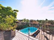 Maison 6 pièces 210 m²