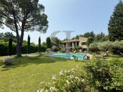 Maison 6 pièces 210 m²
