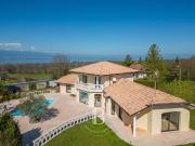 Maison 6 pièces 210 m²