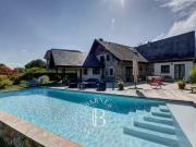 Maison 6 pièces 211 m²