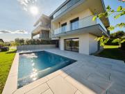 Maison 6 pièces 217 m²