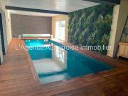 Maison 6 pièces 218 m²