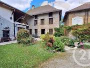 Maison 6 pièces 218 m²