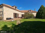 Maison 6 pièces 218 m²