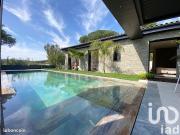 Maison 6 pièces 219 m²
