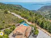 Maison 6 pièces 220 m²