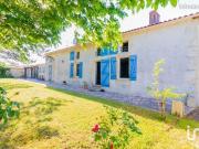 Maison 6 pièces 221 m²