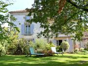 Maison 5 pièces 221 m²