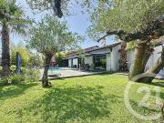 Maison 6 pièces 225 m²