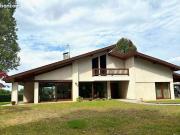 Maison 6 pièces 226 m²