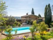 Maison 6 pièces 228 m²