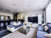 Maison 6 pièces 230 m²