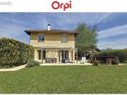 Maison 6 pièces 237 m²