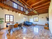 Maison 6 pièces 237 m²