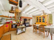 Maison 6 pièces 238 m²