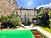 Maison 6 pièces 238 m²