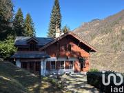 Maison 10 pièces 239 m²