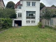 Maison 6 pièces 240 m²