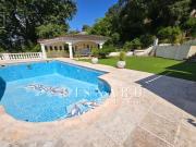 Maison 6 pièces 240 m²