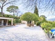 Maison 6 pièces 240 m²