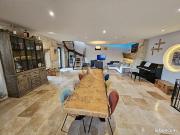 Maison 6 pièces 242 m²