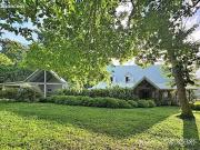 Maison 6 pièces 242 m²