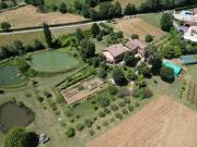 Maison 6 pièces 243 m²