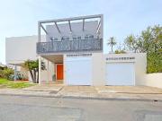 Maison 6 pièces 244 m²