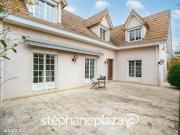 Maison 6 pièces 246 m²