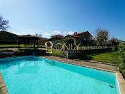 Maison 6 pièces 248 m²