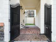 Maison 6 pièces 249 m²