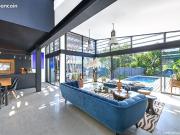 Maison 6 pièces 250 m²